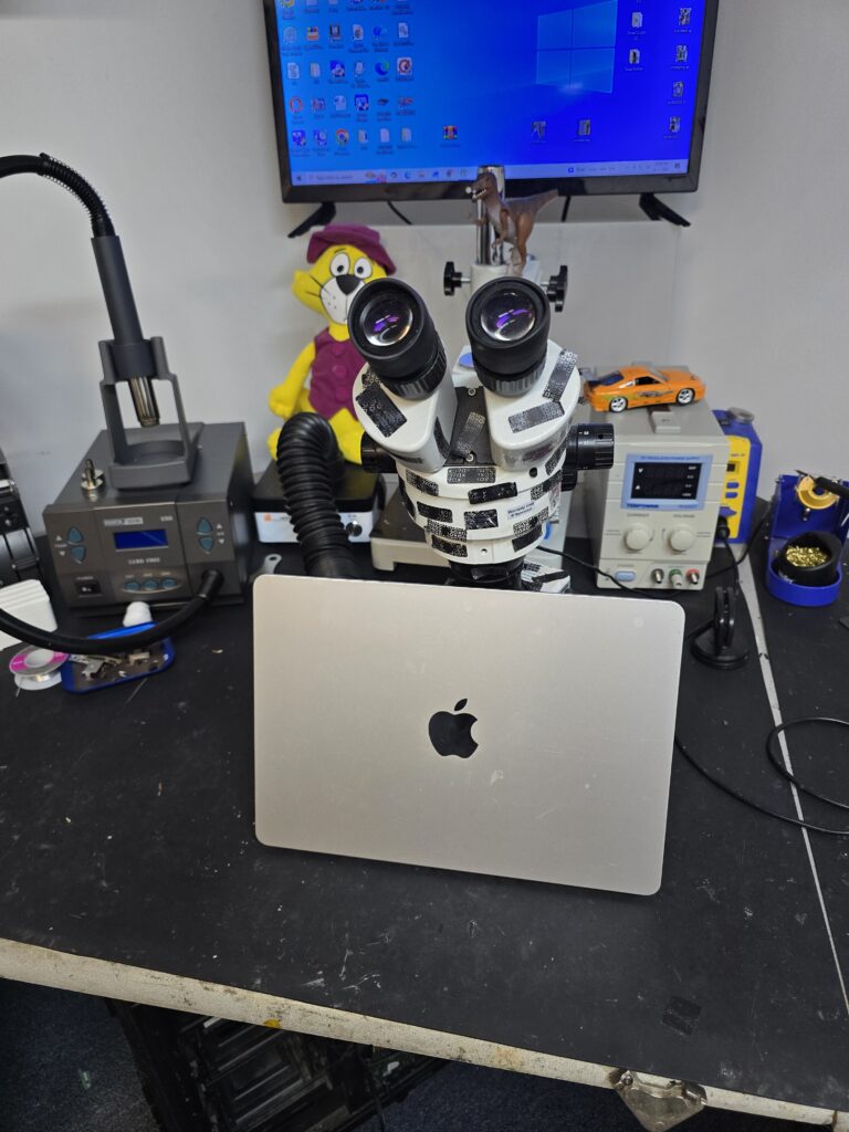 MacBook Pro screen replacement at iFix757 in Virginia Beach!