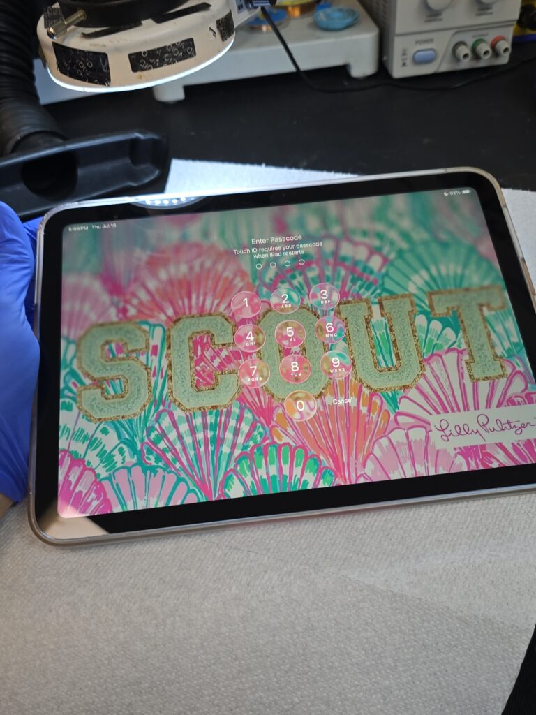 iPad 10th generation glass replacement completed at iFix 757 in Virginia Beach.