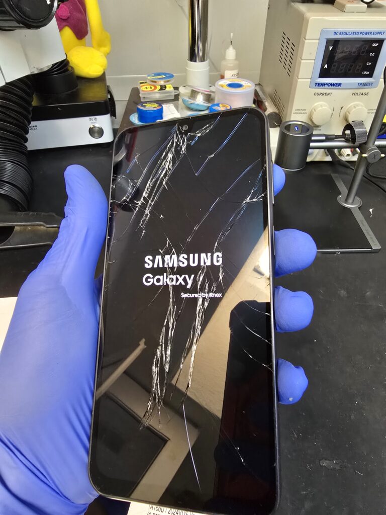 Cracked Samsung Galaxy A16 before repair at iFix 757 in Virginia Beach.